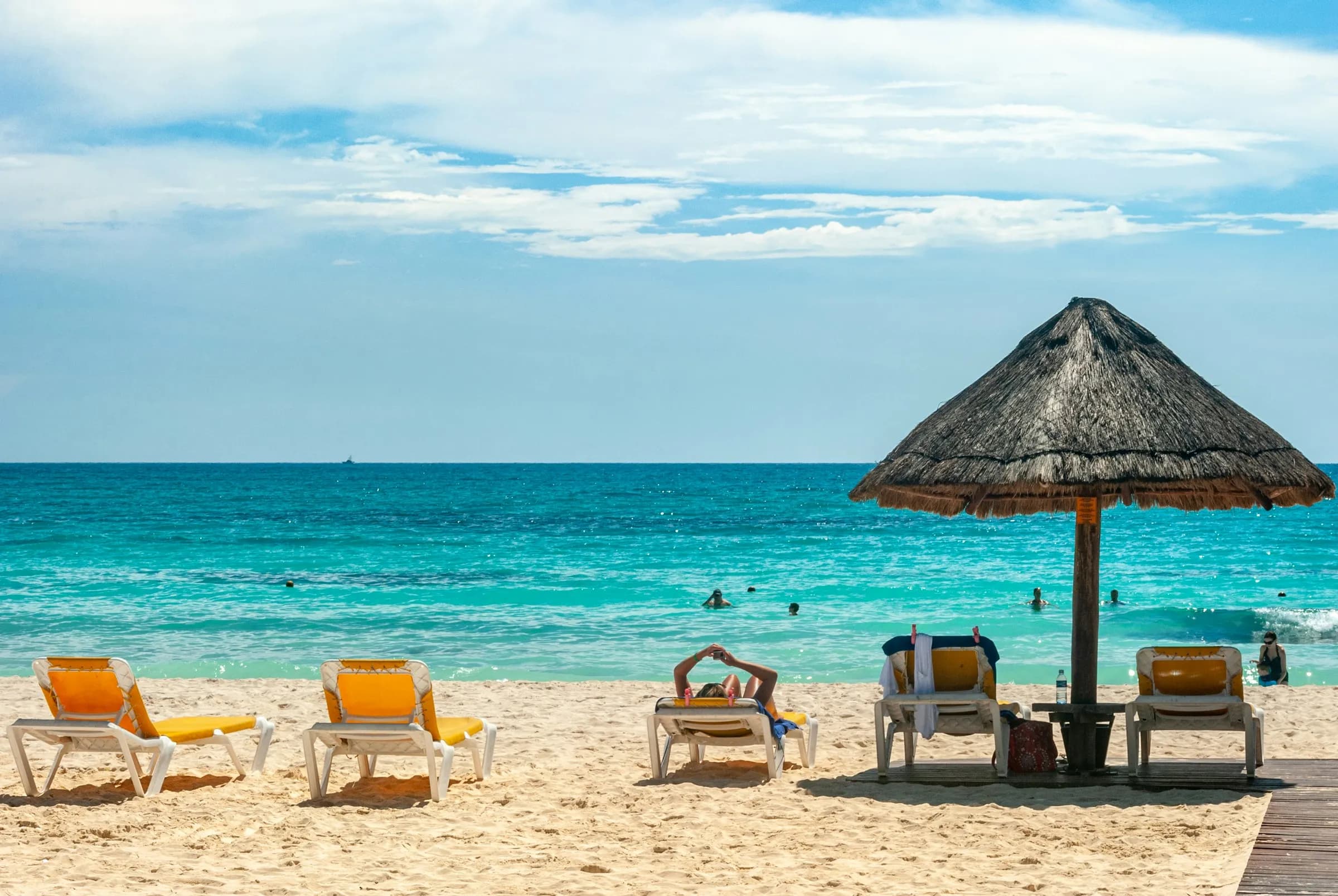 Cancún's white sand and turquoise water